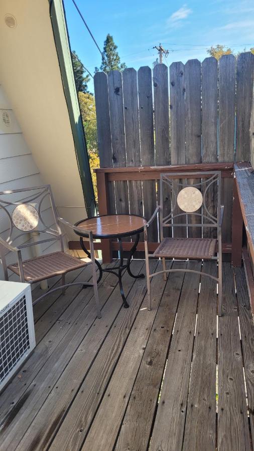 Angel Cottage With A Sauna Or The Cozy With A Jacuzzi Tub, Both Are Studios With A View Of 夏斯塔山 外观 照片