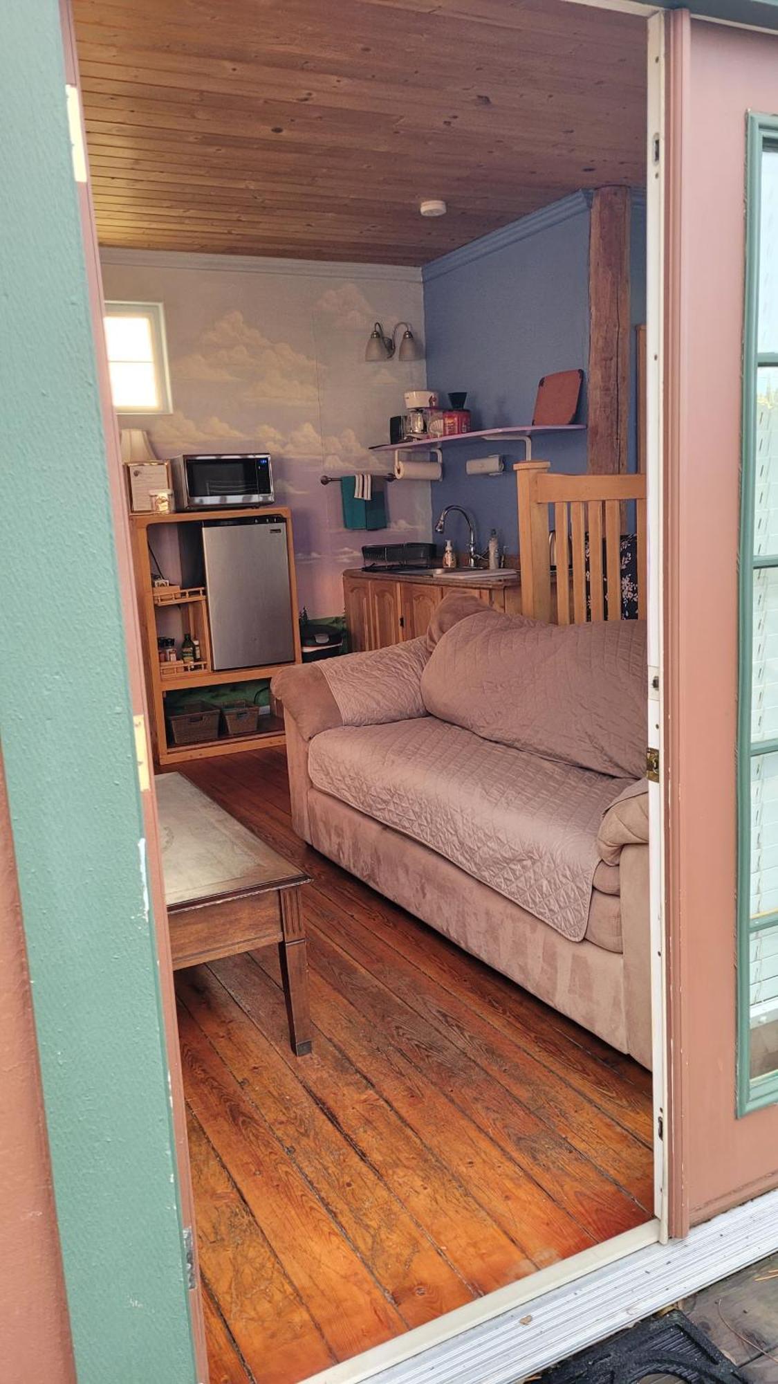 Angel Cottage With A Sauna Or The Cozy With A Jacuzzi Tub, Both Are Studios With A View Of 夏斯塔山 客房 照片